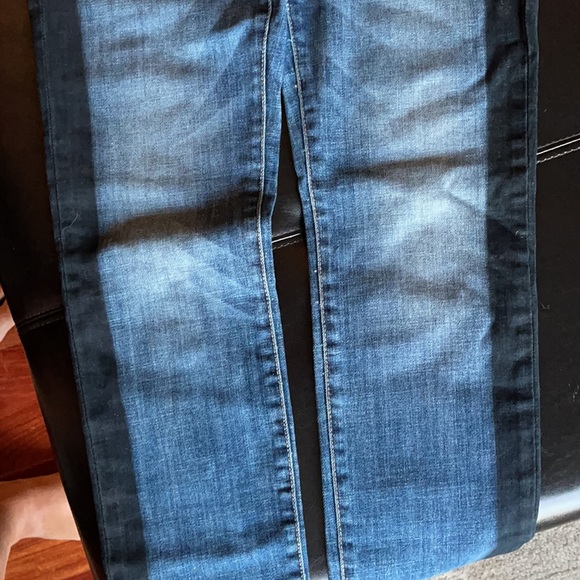 Rock & Republic - skinny jean with black stripe detail - Picture 4 of 4
